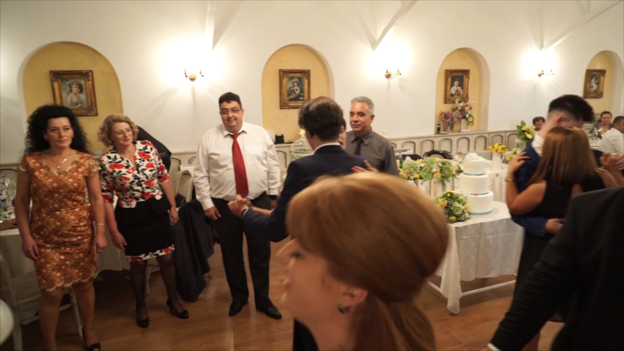 Horă la nuntă